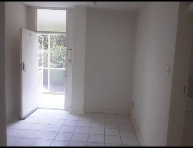 1 BEDROOM APARTMENT FOR SALE IN BEDFORD GARDENS